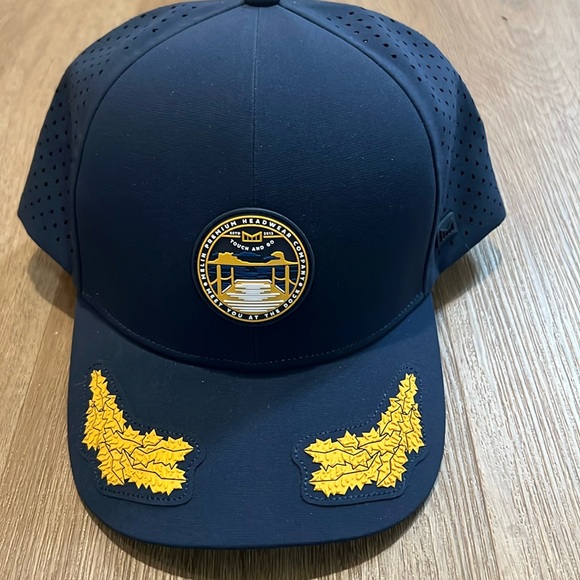 Melin A-Game Captains Hat - Size Classic NWOT - Picture 1 of 4